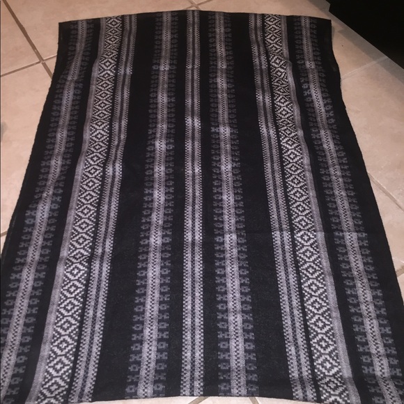 Scarf - Picture 7 of 7